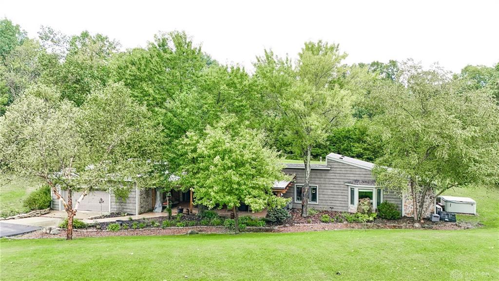 6941 Browns Run Property Photo 2