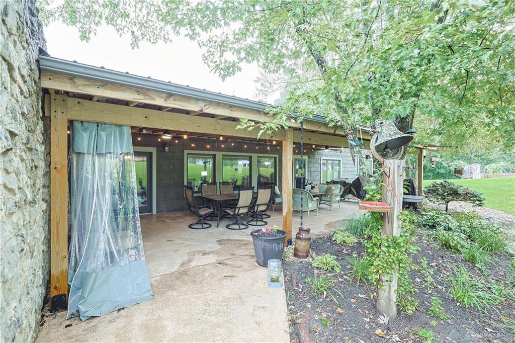 6941 Browns Run Property Photo 6