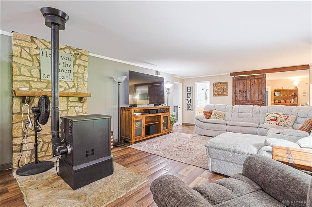 6941 Browns Run Property Photo 11