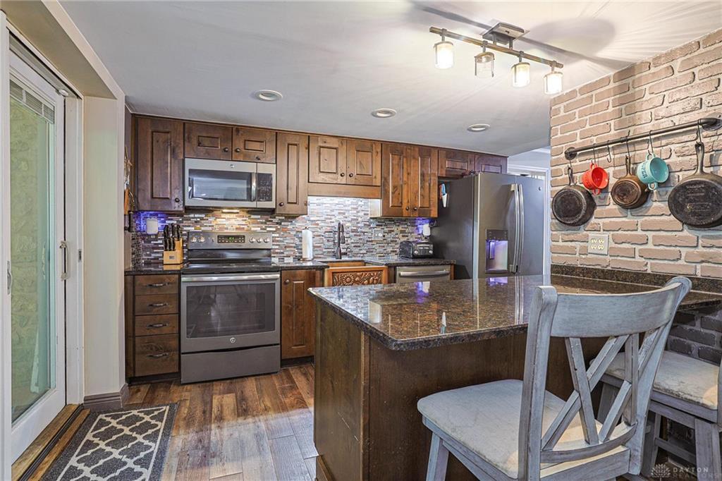 6941 Browns Run Property Photo 16