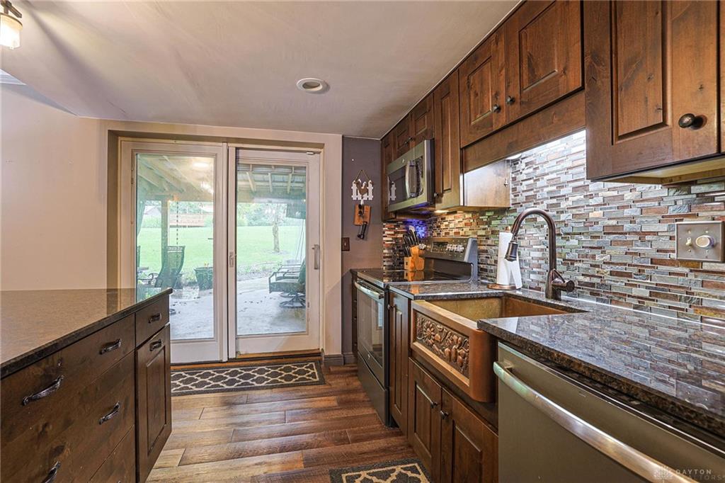 6941 Browns Run Property Photo 18