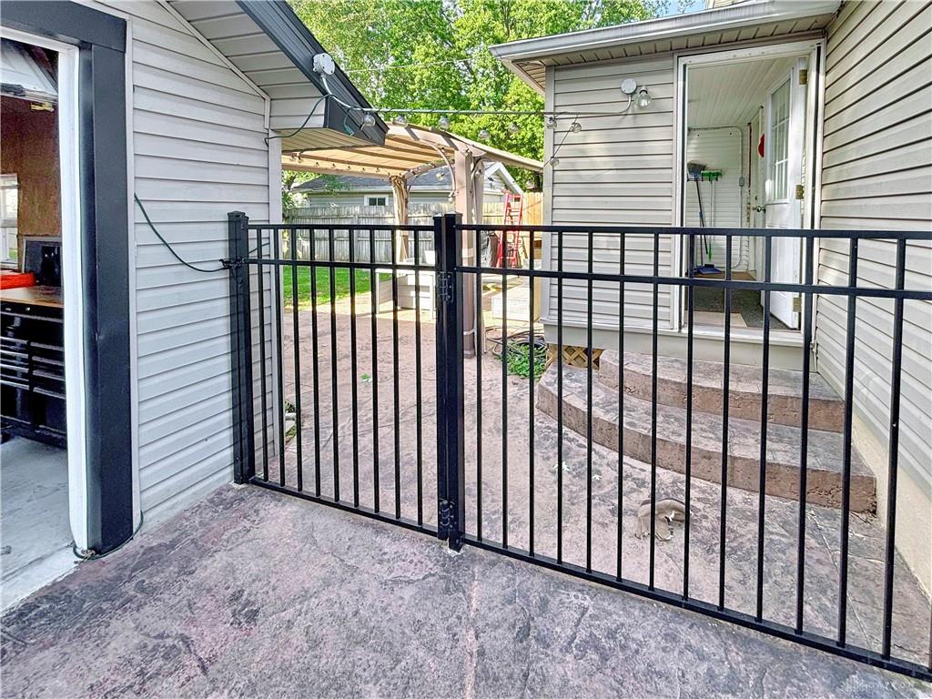 810 Spring Property Photo 24