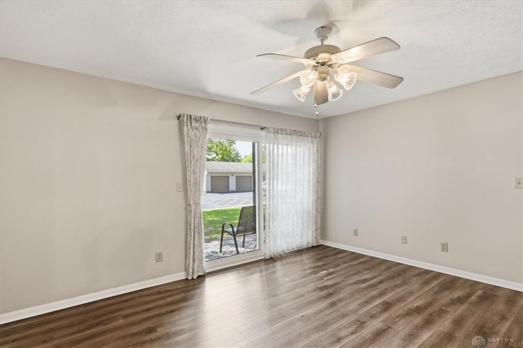 1501 Lake Pointe Property Photo 6