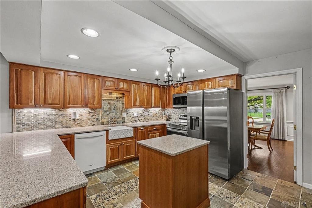 3901 Stonehaven Property Photo 8