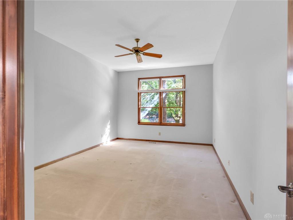 1048 Greenskeeper Property Photo 5