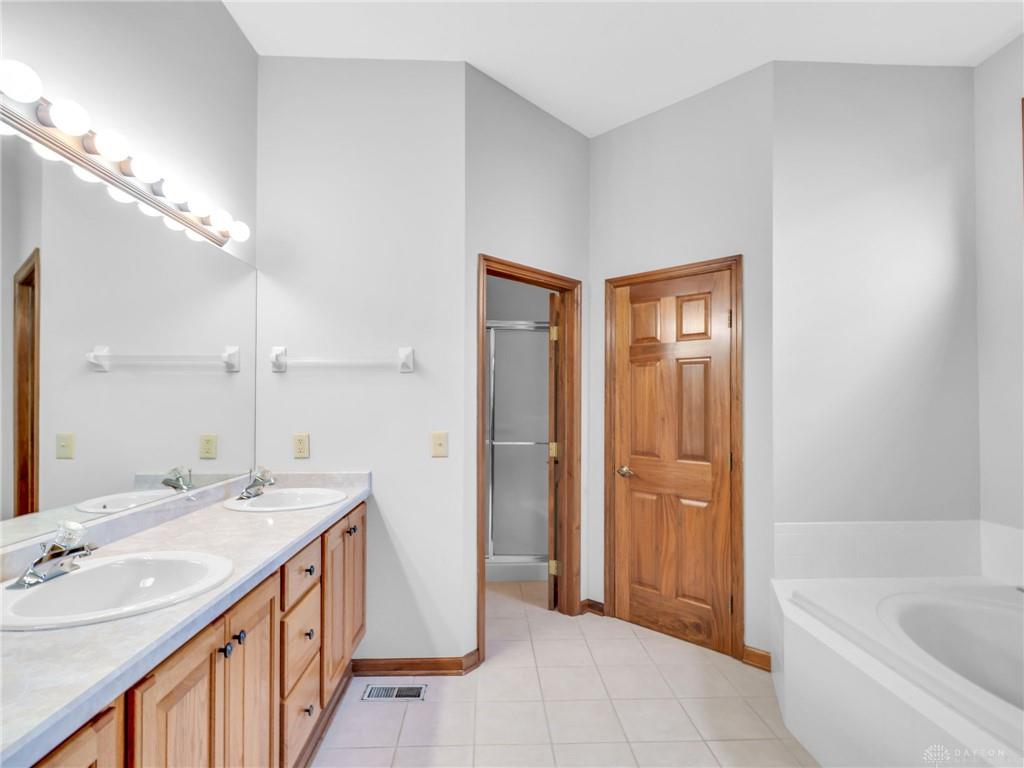 1048 Greenskeeper Property Photo 25
