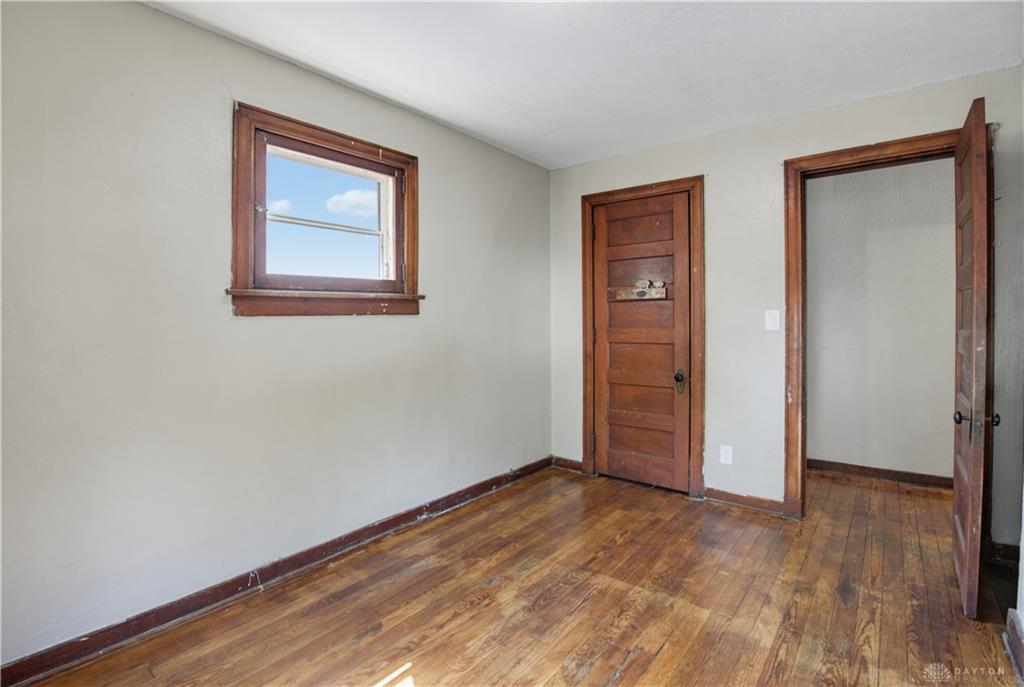 32 Edgar Property Photo 15