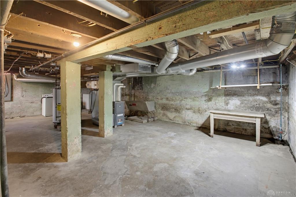 32 Edgar Property Photo 20