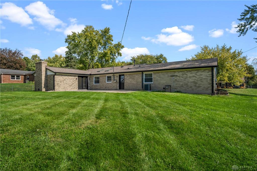 4536 Walbridge Property Photo 7