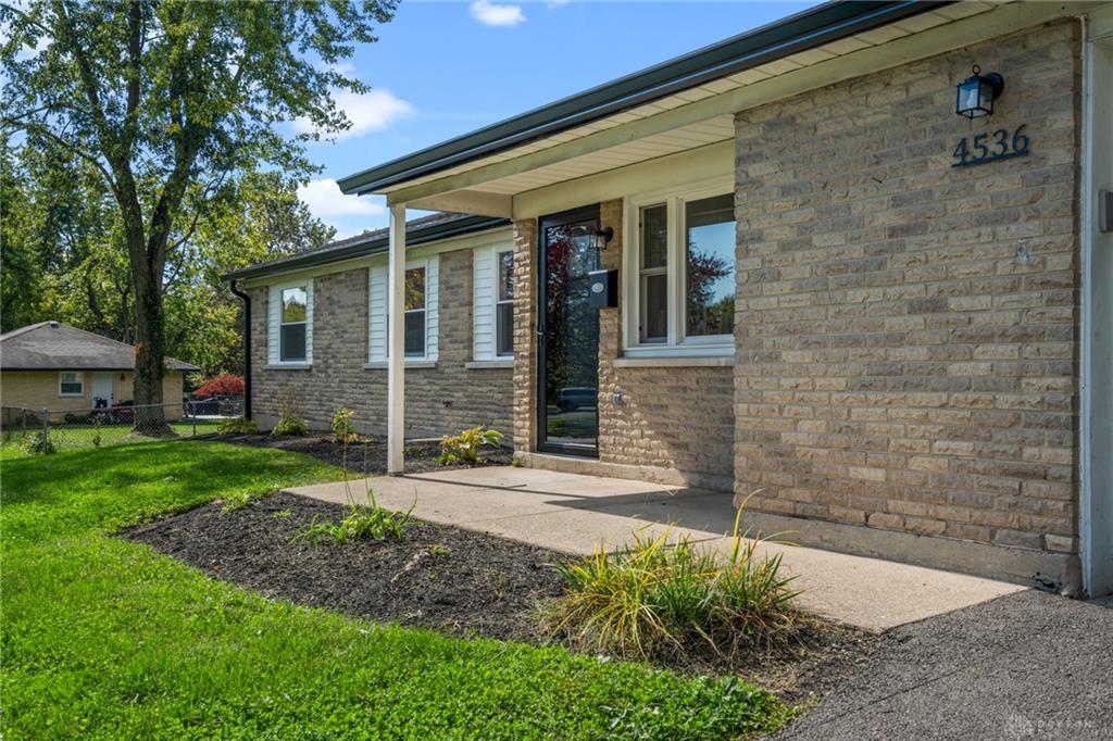 4536 Walbridge Property Photo 9
