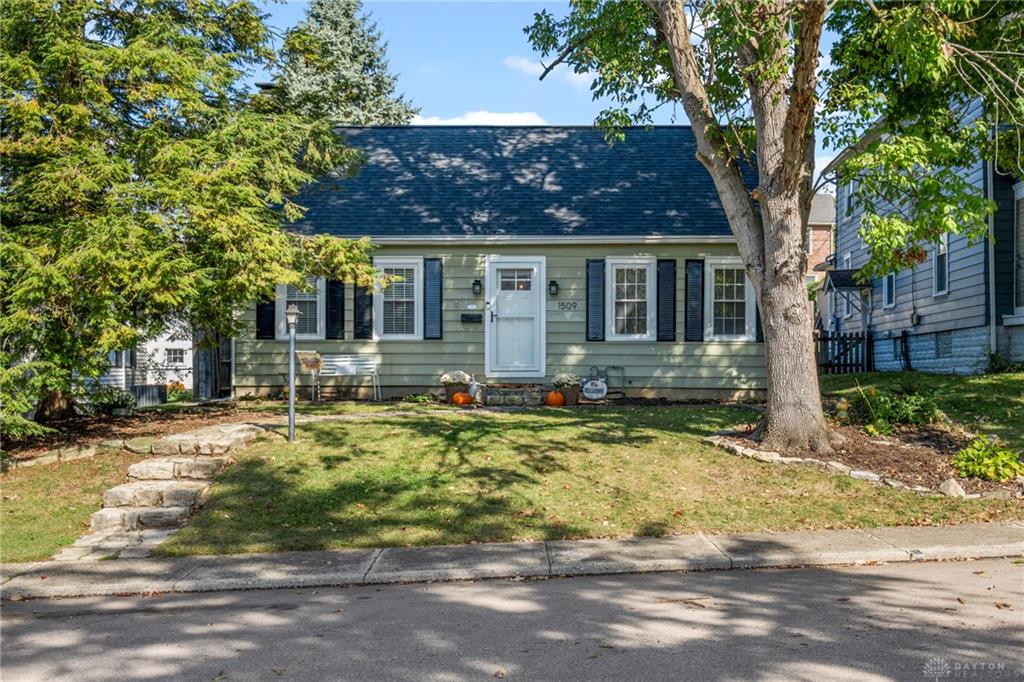 1509 Springhill Property Photo 1