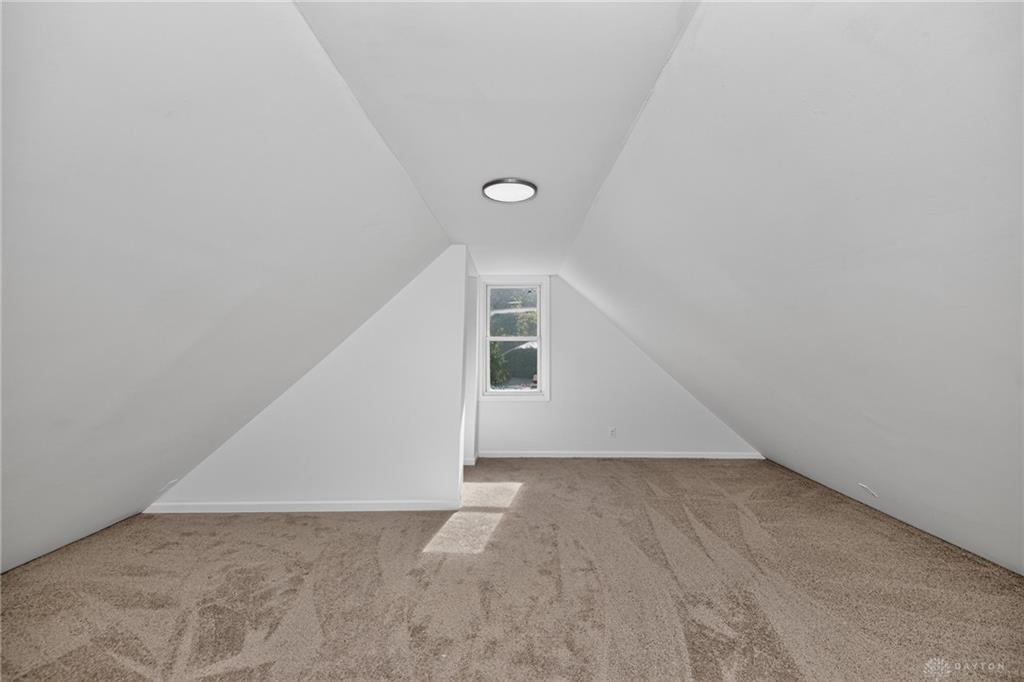 1611 Goodman Property Photo 17