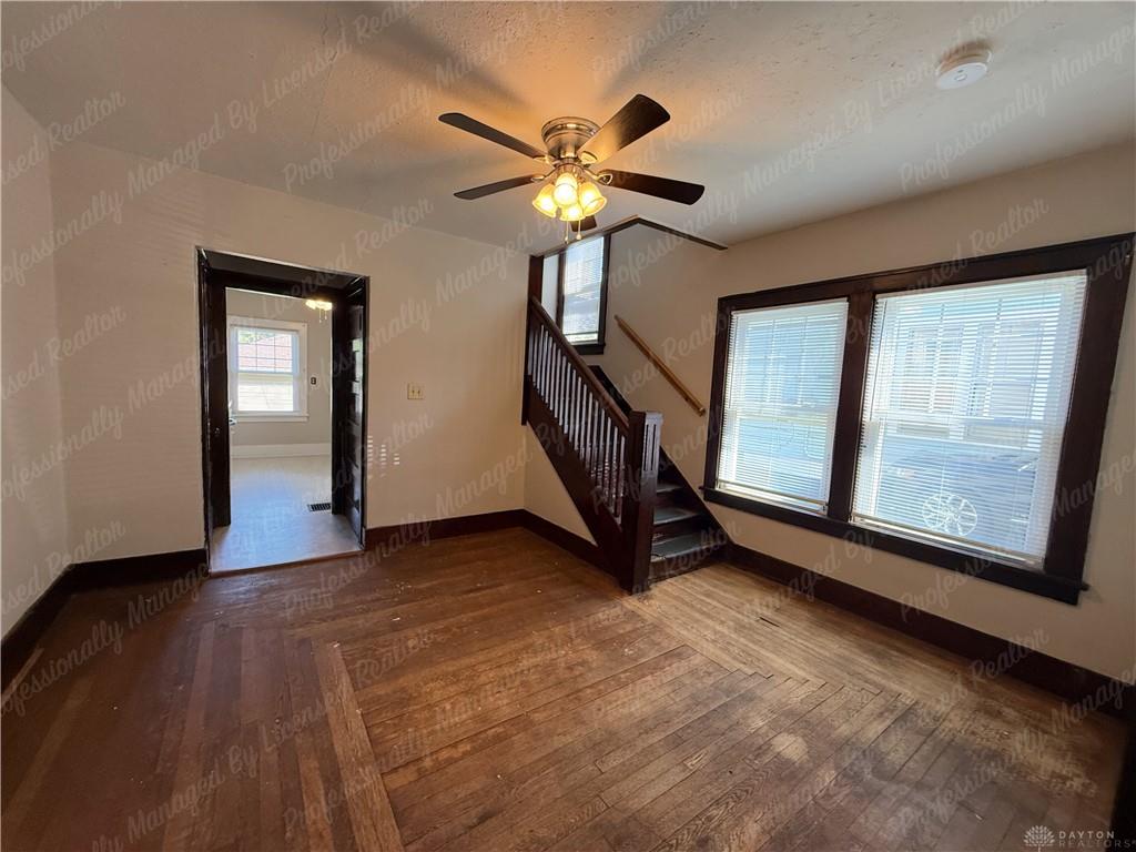 3135 Wayne Property Photo 7
