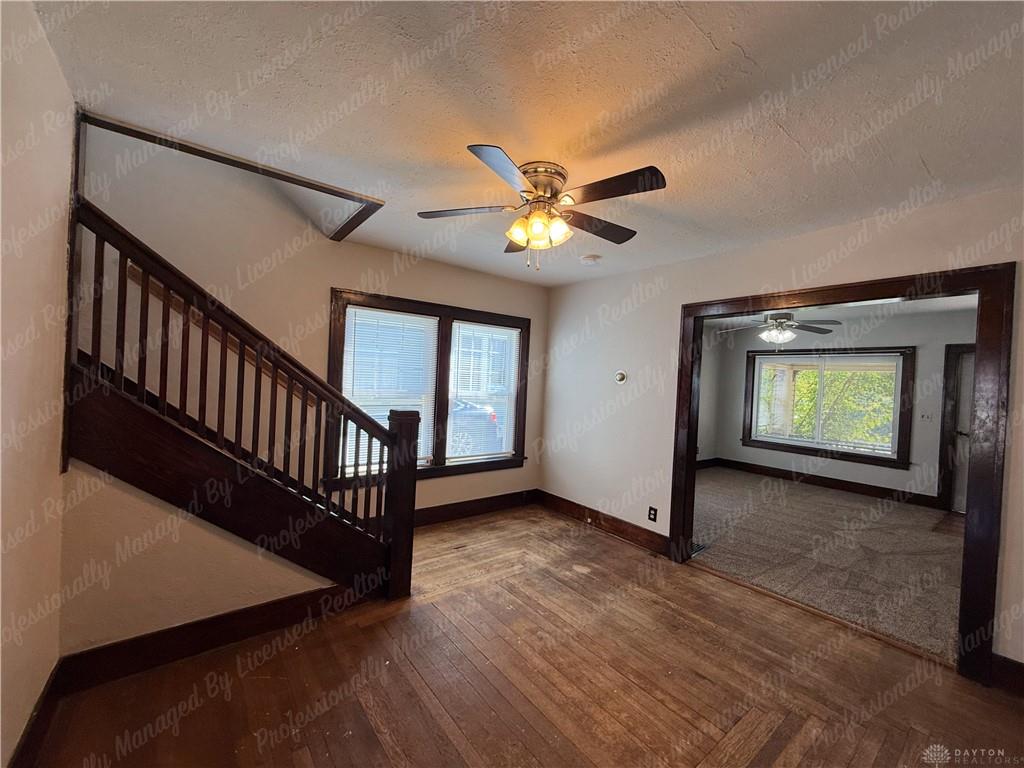 3135 Wayne Property Photo 8