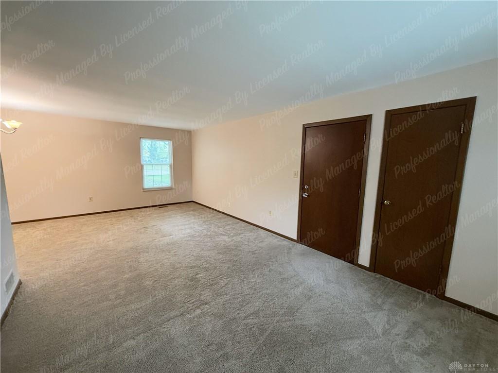 290 E Alex Bell 2 Property Photo 6