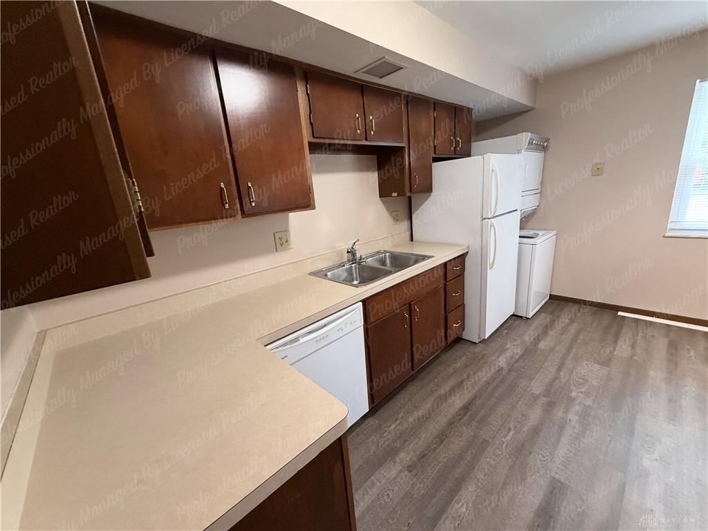 290 E Alex Bell 2 Property Photo 12