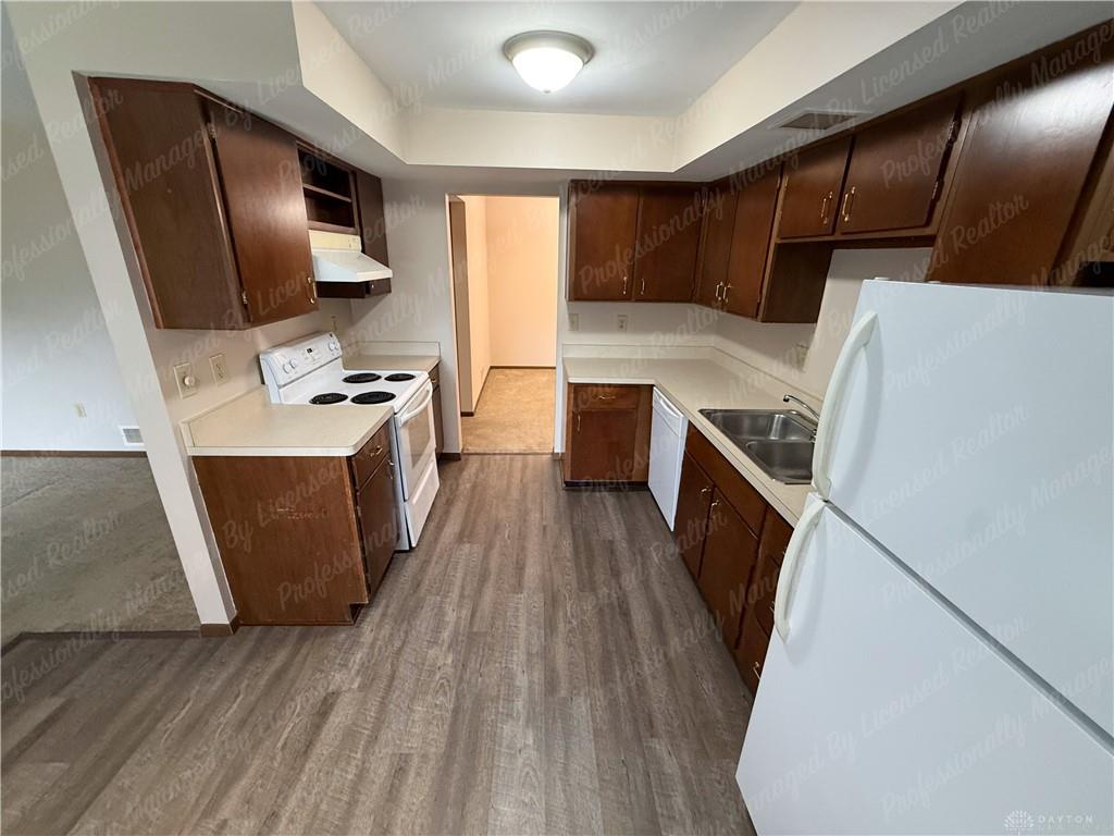 290 E Alex Bell 2 Property Photo 16
