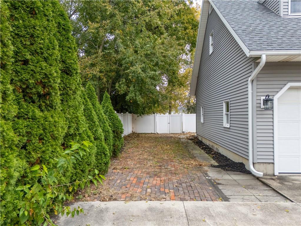 1100 S Walnut Property Photo 29