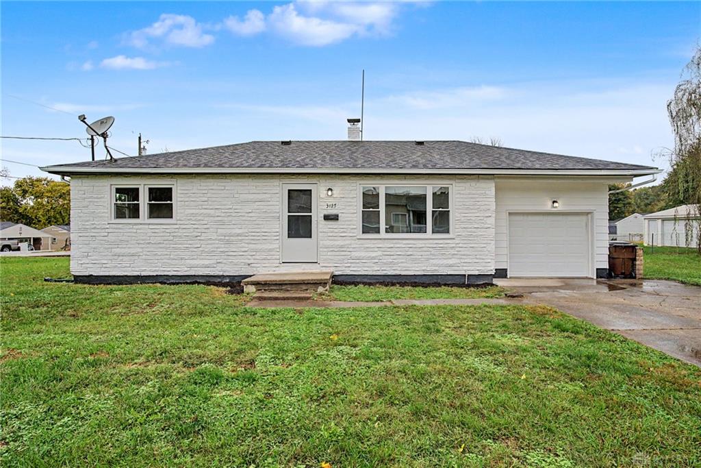 3127 Andrew Property Photo 1