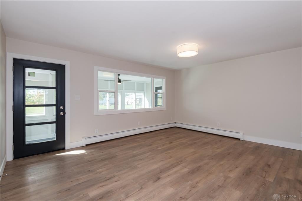 522 E Main Property Photo 21
