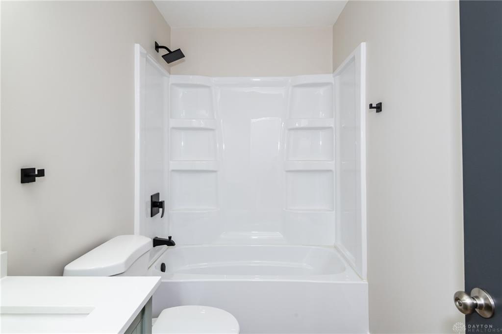 522 E Main Property Photo 31