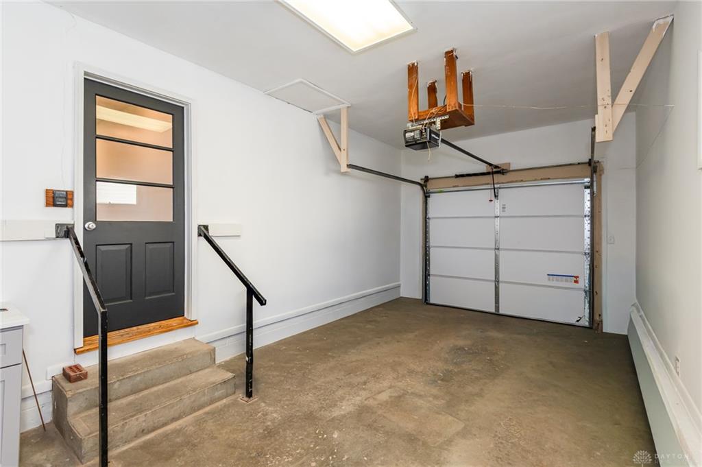 522 E Main Property Photo 35