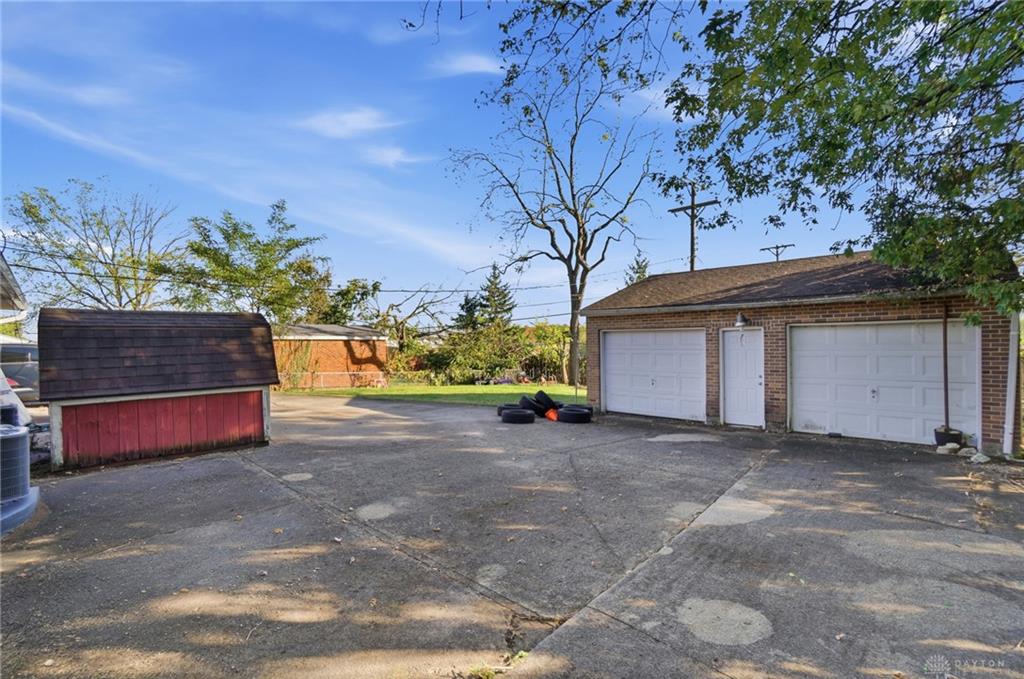 1520 Lynnfield Property Photo 5