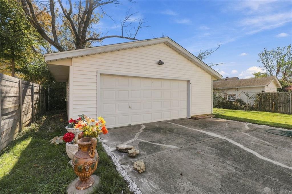 1423 Elkton Property Photo 45