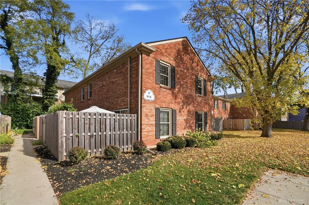 41 Winchester K Property Photo 1