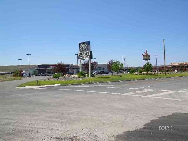 6 Easy Street Property Photo 6