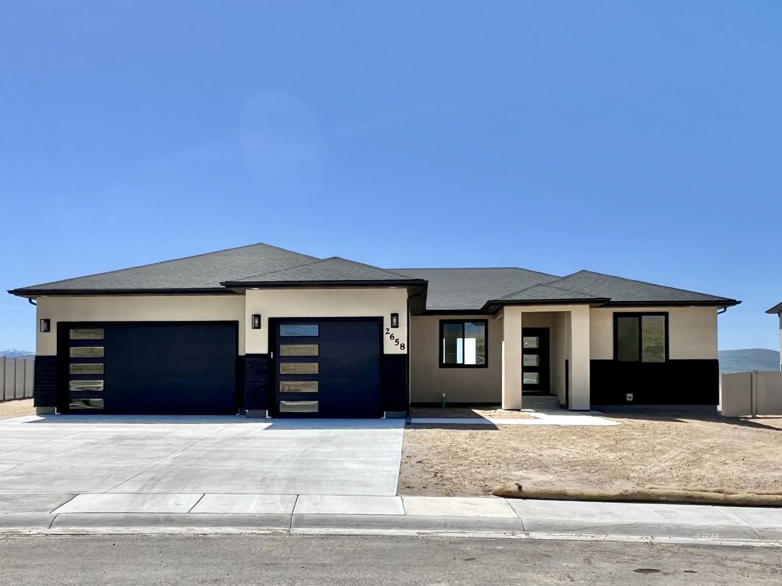 2658 Mesquite Way Property Photo 1
