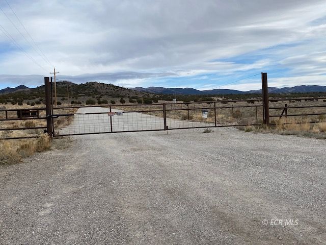 009 Rainbow Road Property Photo 6
