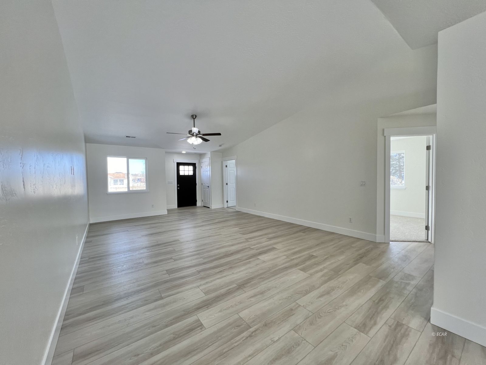 2674 Mesquite Way Property Photo 5