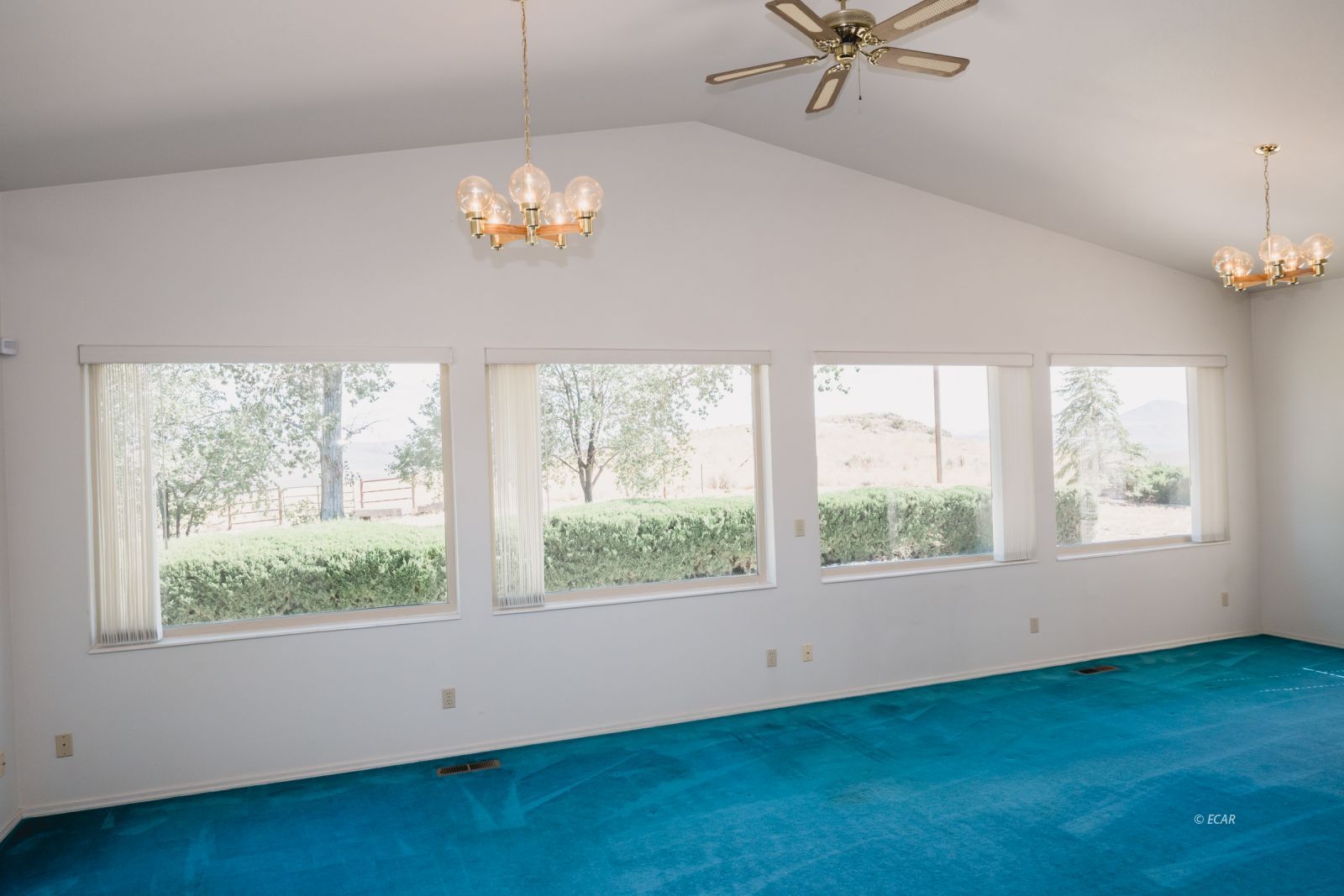 2526 Crestview Drive Property Photo 17
