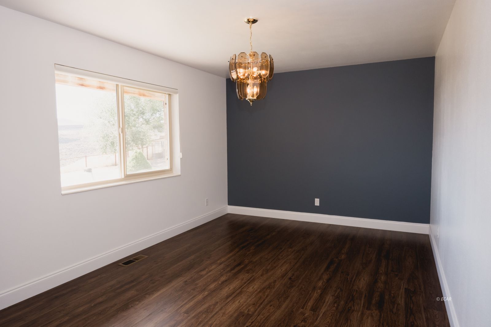 2526 Crestview Drive Property Photo 35