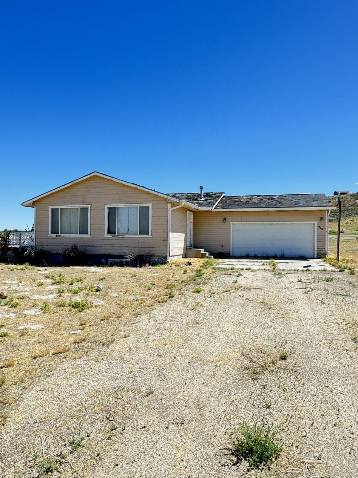 412 Edgebrook Way Property Photo 1