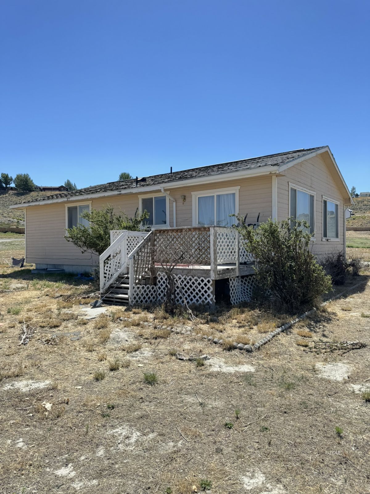 412 Edgebrook Way Property Photo 2