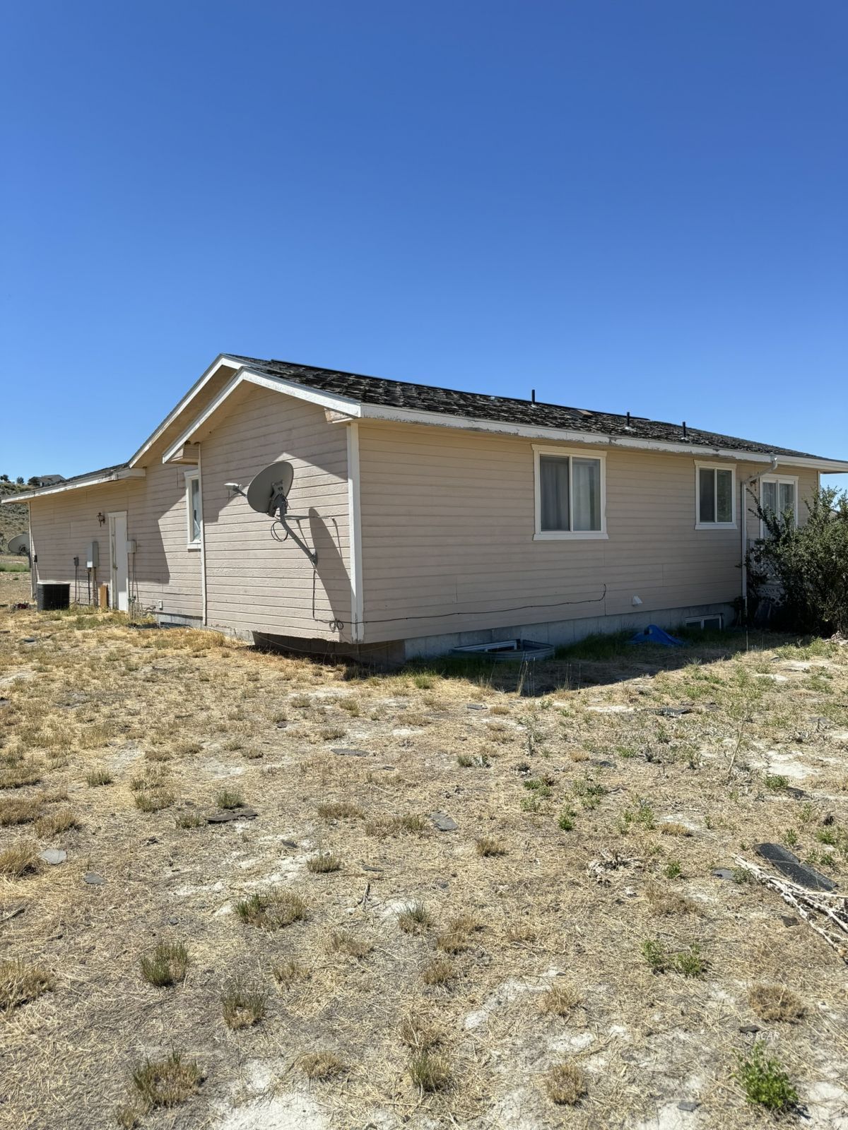 412 Edgebrook Way Property Photo 3