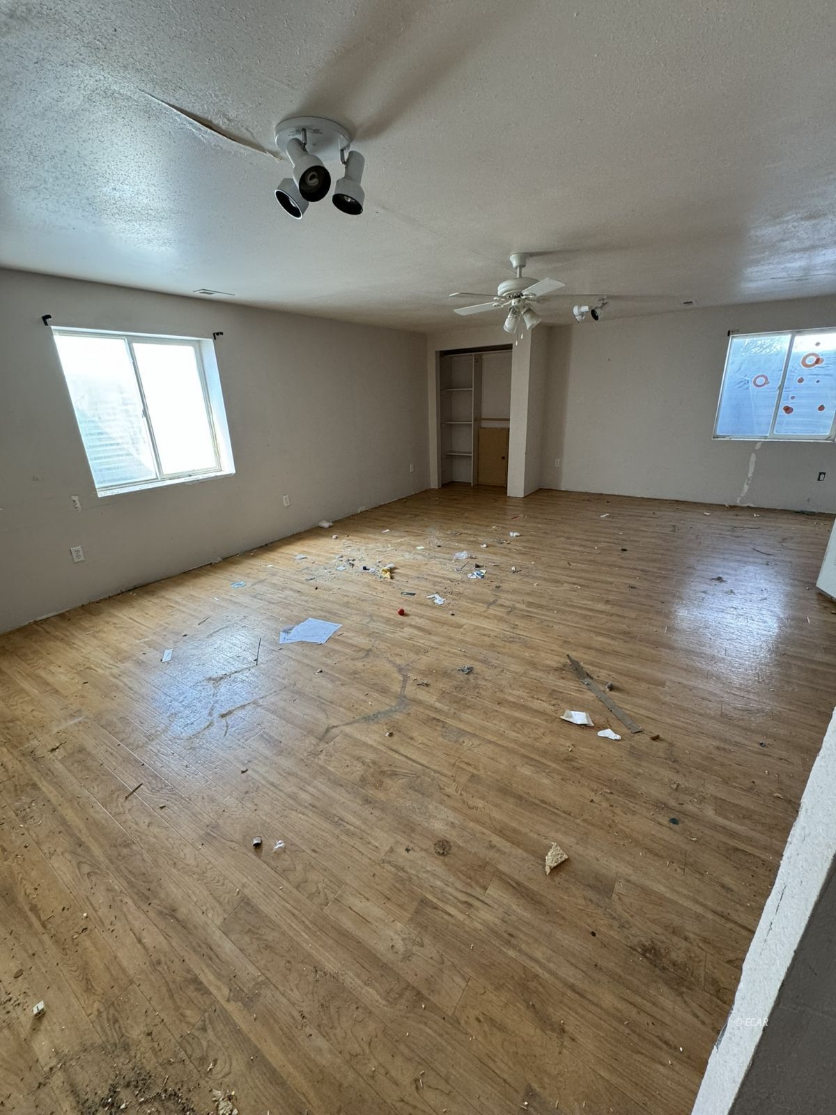 412 Edgebrook Way Property Photo 11