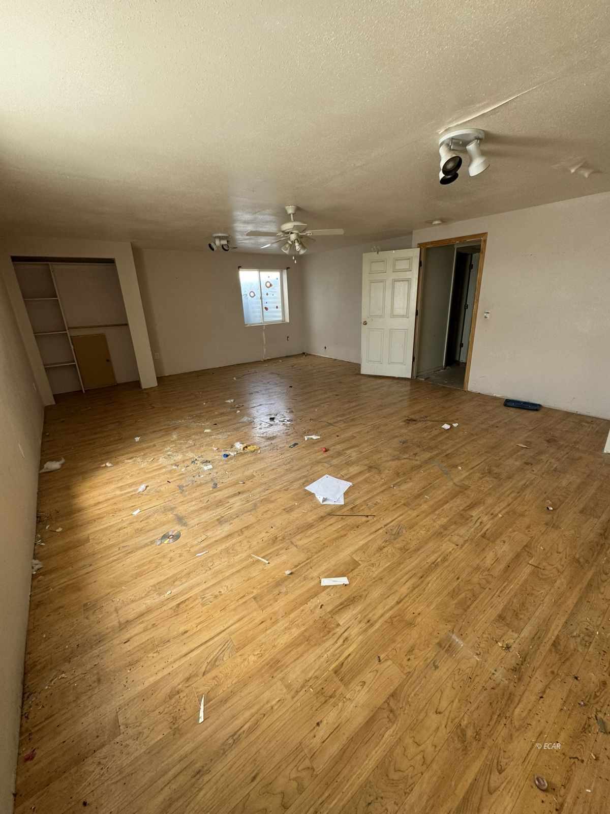 412 Edgebrook Way Property Photo 12