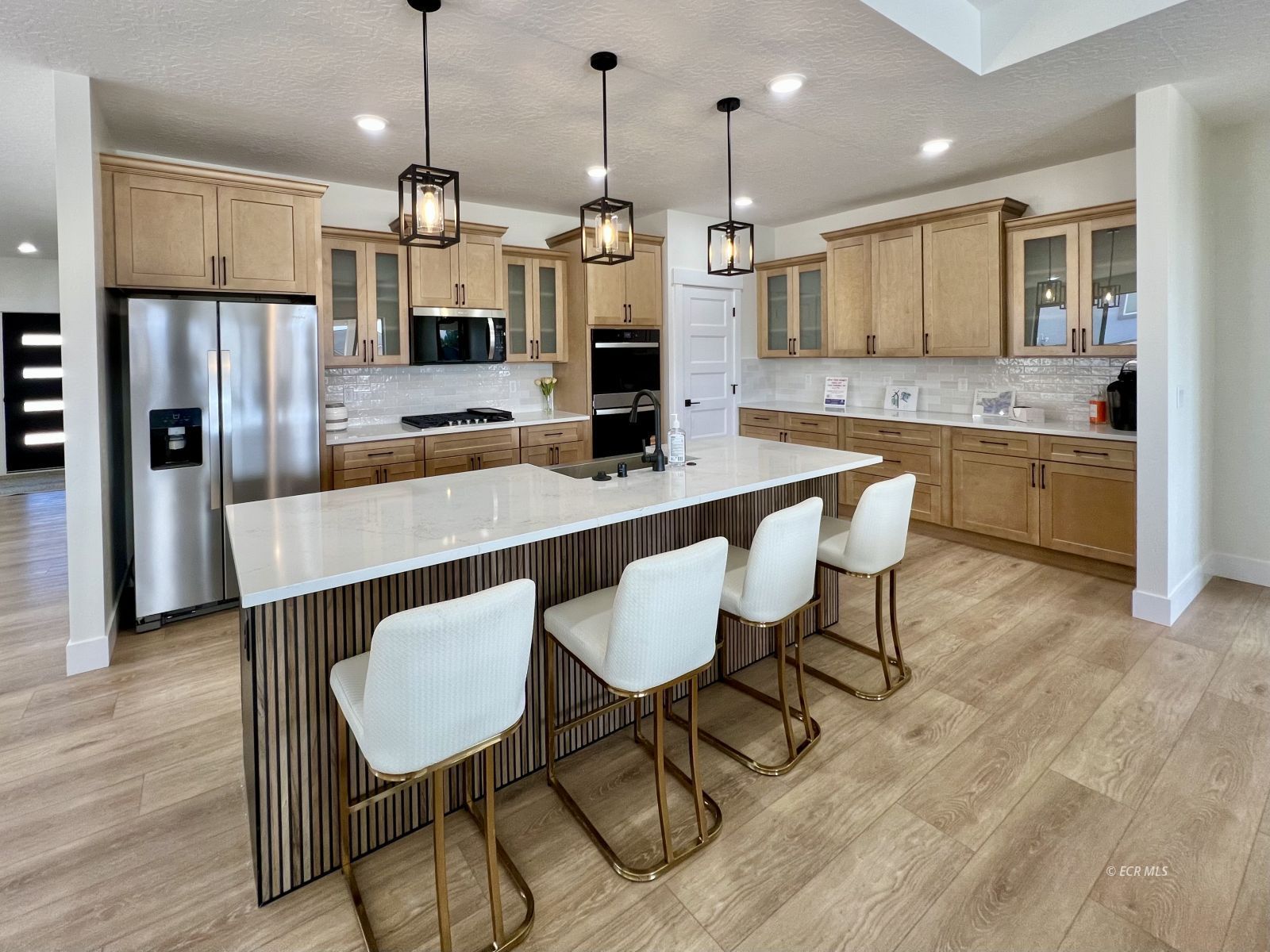 201 Palmers Court Property Photo 2