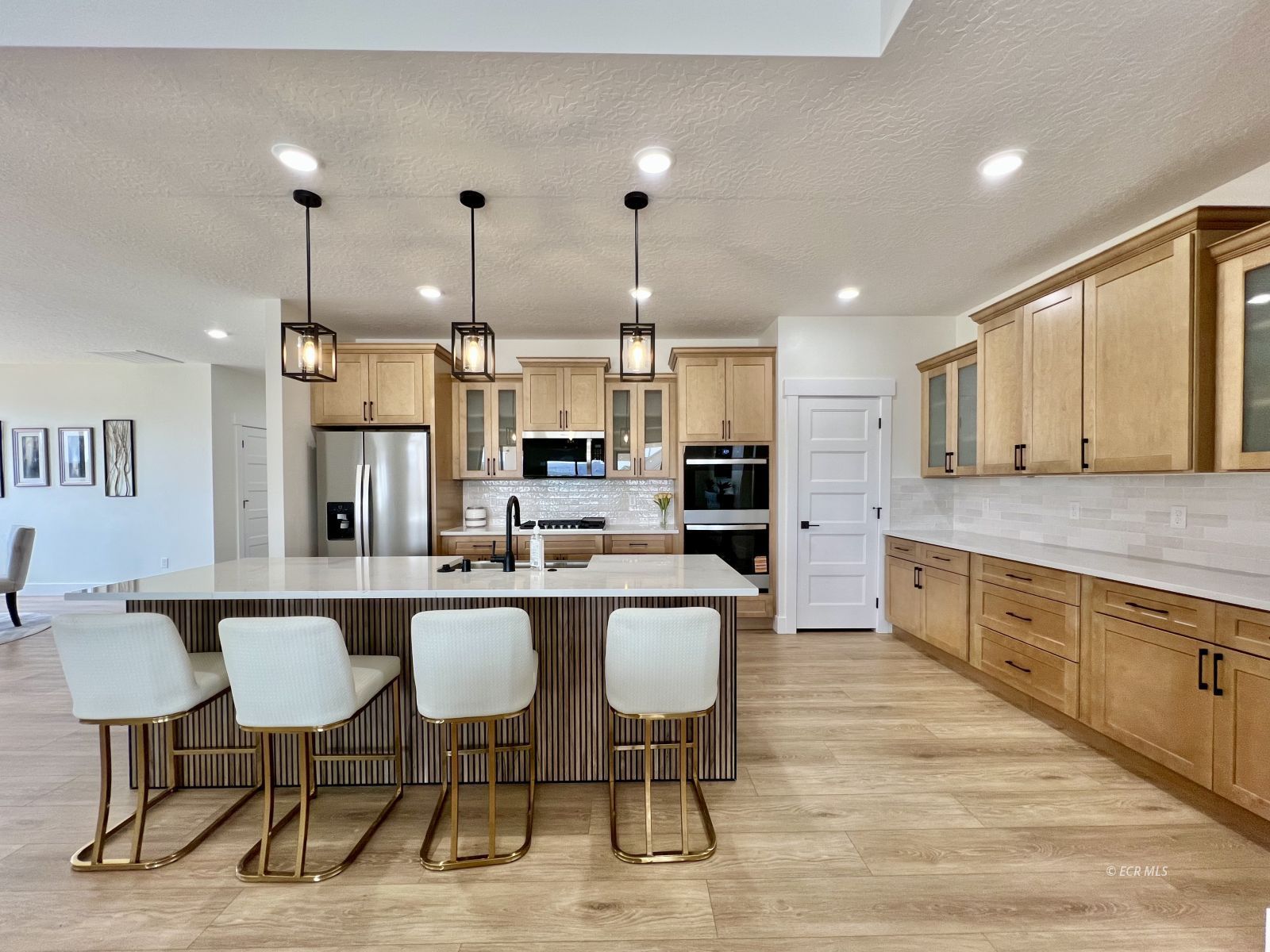 201 Palmers Court Property Photo 8