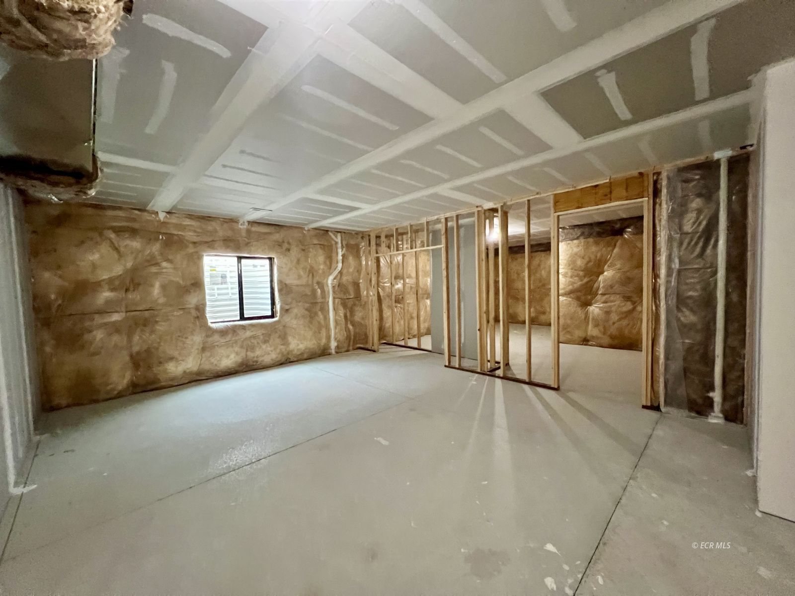 201 Palmers Court Property Photo 25