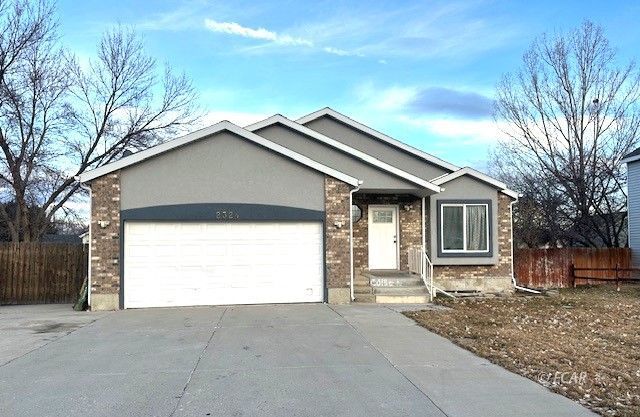 2324 Virginia Way