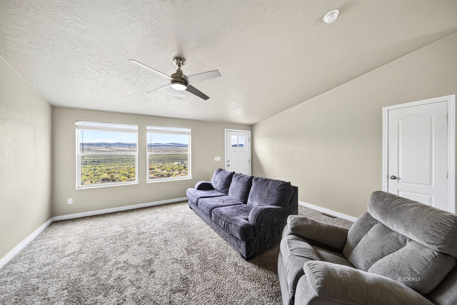 1019 Meadow View Drive Property Photo 16