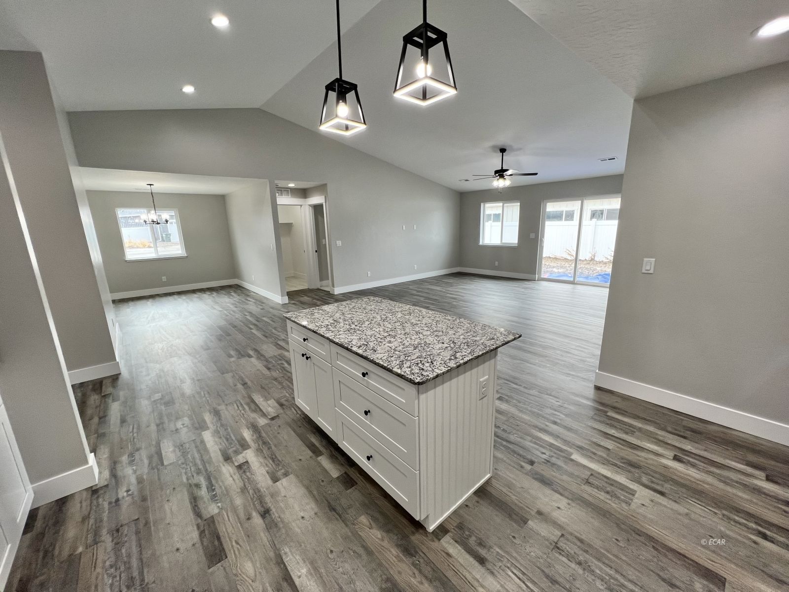 609 Westcott Drive Property Photo 7