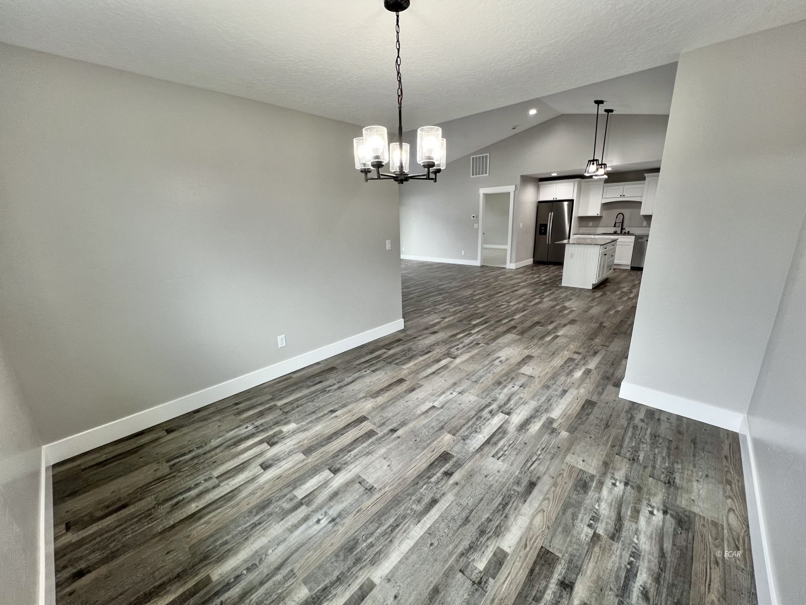 609 Westcott Drive Property Photo 14