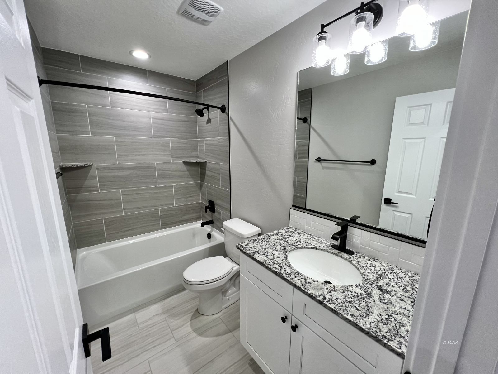 609 Westcott Drive Property Photo 15