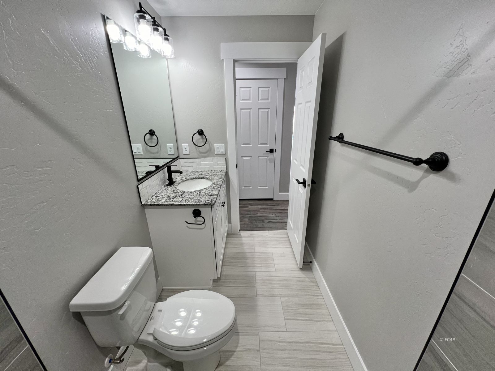 609 Westcott Drive Property Photo 16