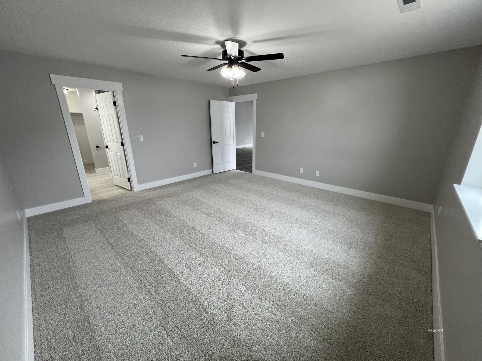 609 Westcott Drive Property Photo 22